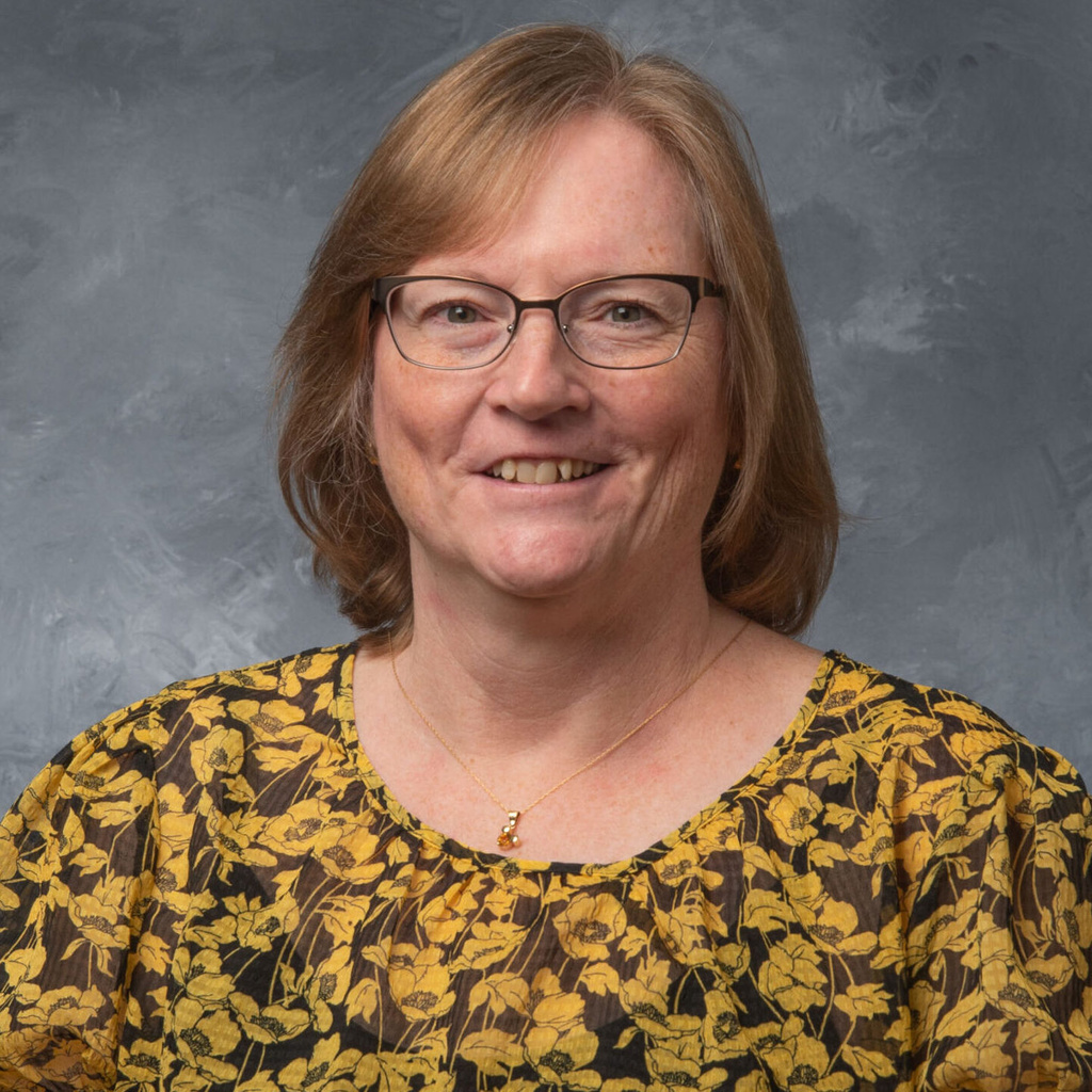 Headshot of Deb Kakavas