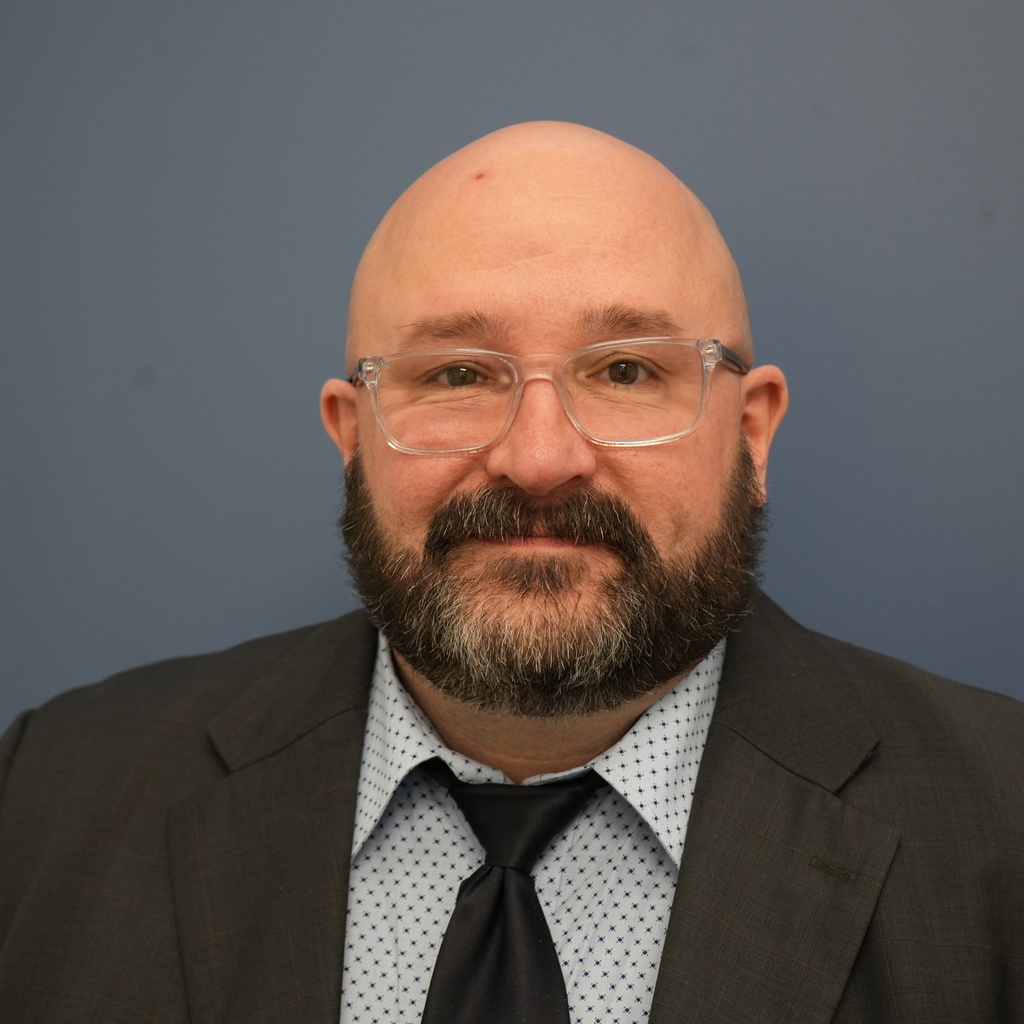 Chad Canfield headshot