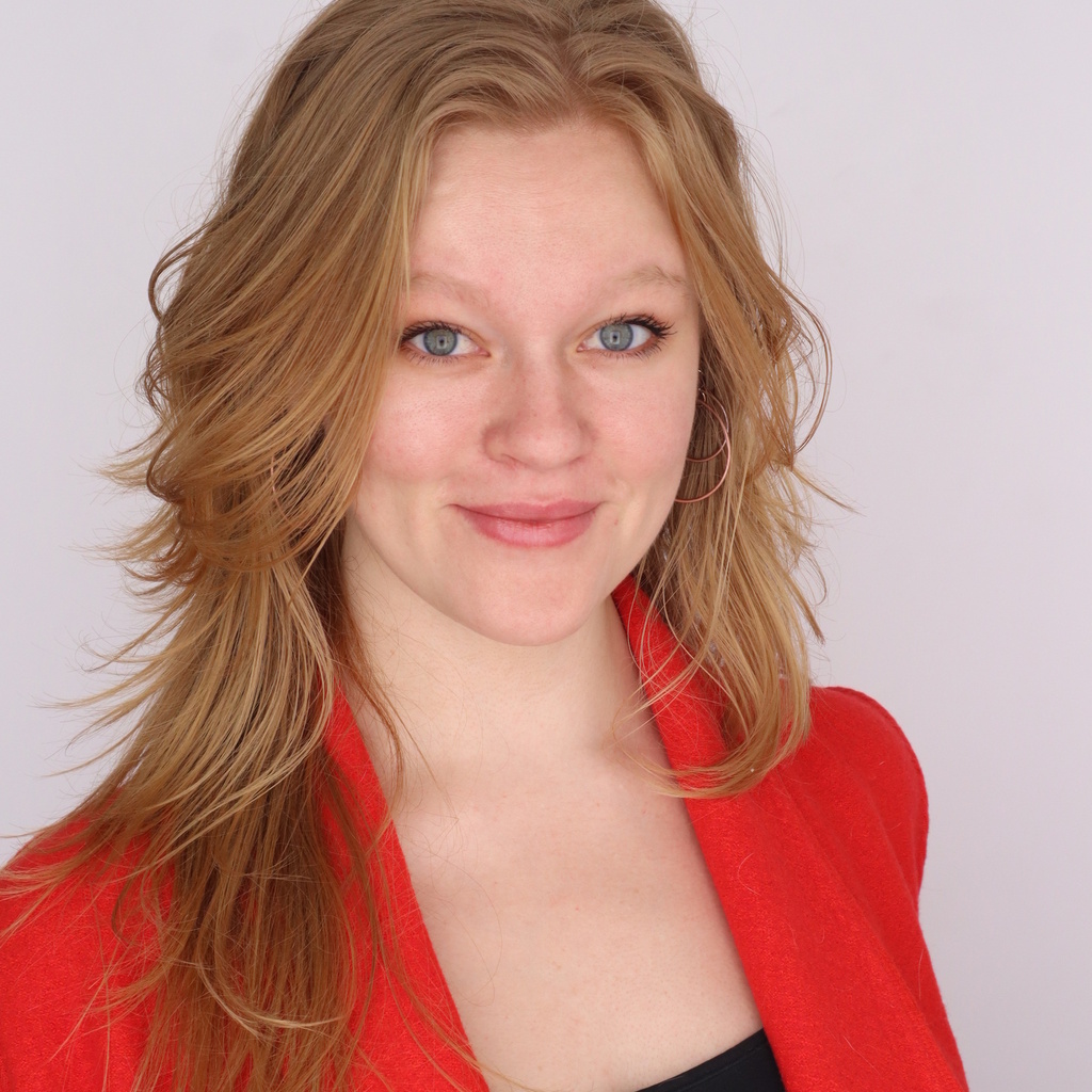 Kate headshot