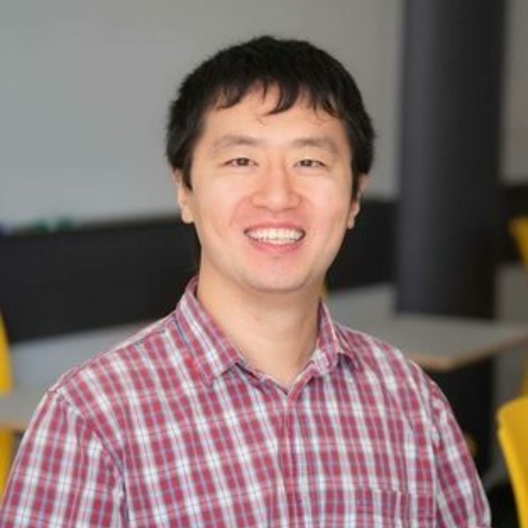 Headshot of Yanchen Zhang